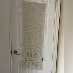 Gorgeous perfect condition Ralph Lauren scarf